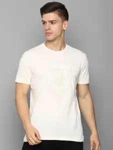 Louis Philippe Sport Men Cream Coloured Cotton Typography Slim Fit T-shirt