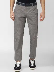 Peter England Casuals Men Grey Checked Slim Fit Pure Cotton Trouser