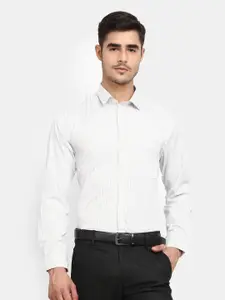 V-Mart Men Yellow Comfort Checked Formal Shirt