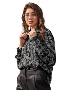 NEOFAA Women Black Printed Casual Shirt