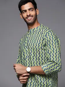 Indo Era Men Green & Navy Blue Chevron Printed Cotton Kurta