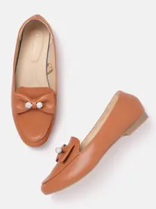 Van Heusen Woman Solid Loafers with Bow Detail