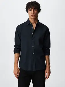 MANGO MAN Navy Blue Solid Slim Fit Pure Cotton Sustainable Casual Shirt