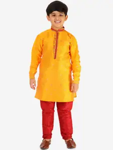 Pro-Ethic STYLE DEVELOPER Boys Embroidered Pure Silk Kurta with Pyjamas