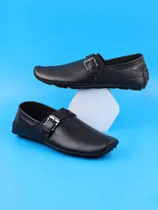 Mochi Men Textured Leather Buckle Fastening Monk Shoes