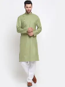 KRAFT INDIA Men Green Solid Cotton Short Kurta