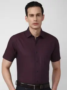 Van Heusen Men Brown Formal Short Sleeves Spread Collar Shirt