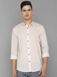 Louis Philippe Sport Men Cream-Coloured Slim Fit Printed Casual Shirt