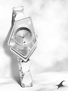 Fastrack Women Stainless Steel Bracelet Style Strap Watch 6279SM01