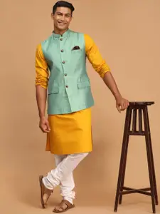VASTRAMAY Men Solid Kurta with Pyjama & With Nehru Jacket