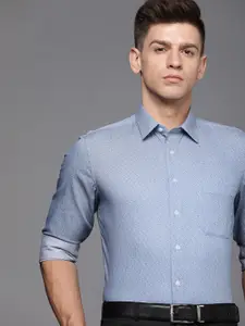 Louis Philippe Men Blue Slim Fit Geometric Printed Pure Cotton Formal Shirt