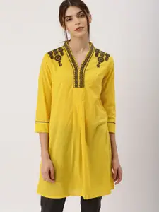 all about you Women Yellow Solid Straight Kurta
