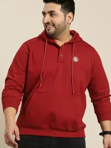 Sztori Men Plus Size Red Solid Hooded Sweatshirt With Brand Logo Print Detail