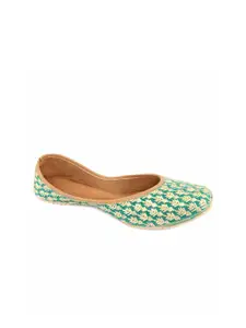 DESI COLOUR Women Green Printed Ethnic Mojaris Flats