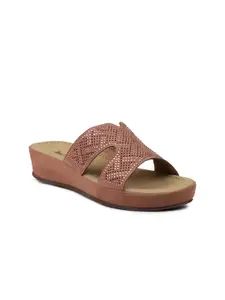 Inc 5 Peach-Coloured Flatform Sandals with Laser Cuts