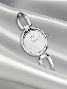 Titan Raga Women Silver-Toned Analogue Watch 2579SM01