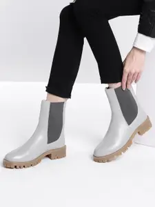 Roadster Women Grey Solid Mid-Top Round Toe Chelsea Boots