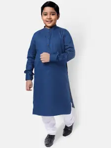 NAMASKAR Boys Cotton Solid Kurta with Churidar