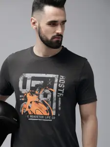 Roadster Men Charcoal Grey & Orange Printed Pure Cotton T-shirt