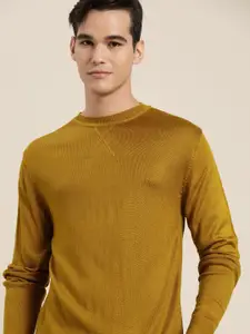 INVICTUS Men Mustard Yellow Knitted Pullover