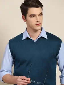 INVICTUS Men Teal Blue Solid Sweater Vest
