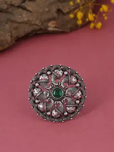 kashwini Silver-Plated & Green Stone-Studded Finger Ring
