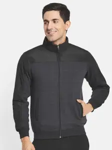 Octave Men Grey Checked Sweatshirt