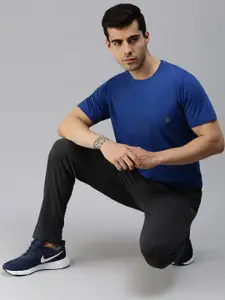 ONN Men Blue Solid T-shirt