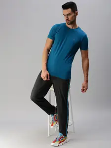 ONN Men Blue Cotton  round neck  short sleeves   T-shirt