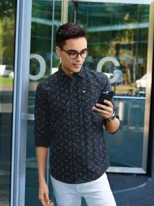 Blackberrys Geometric Print Pure Cotton Slim Fit Casual Shirt