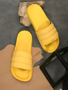 EXTRIMOS Men Yellow Casual Sliders