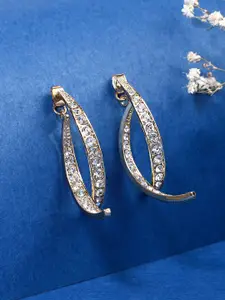 Unwind by Yellow Chimes Gold-Toned Contemporary Studs Earrings