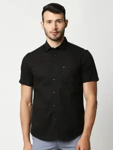 Basics Men Black Slim Fit Casual Shirt