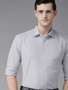 Park Avenue Men Grey Slim Fit Checked Pure Cotton Formal Shirt