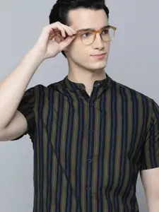 Flying Machine Men Slim Fit Striped Pure Cotton Casual Shirt