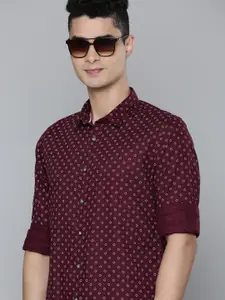 Flying Machine Men Maroon Slim Fit Printed Pure Cotton Casual Shirt