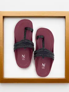 THE MADRAS TRUNK Men One Toe Kolhapuri Sandals