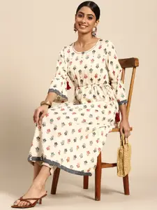 Sangria Women Off White & Green Floral Printed Thread Work Kurta