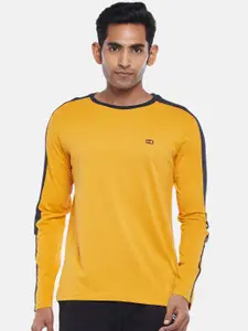 Ajile by Pantaloons Men Mustard Yellow Slim Fit T-shirt