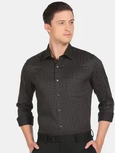 Arrow Men Black Slim Fit Printed 100% Cotton Casual Shirt