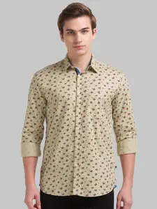 Parx Men Beige Slim Fit Floral Printed Cotton Casual Shirt