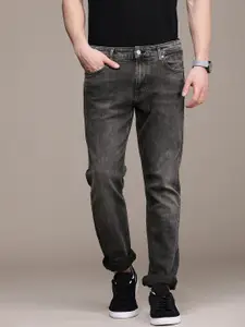 Calvin Klein Jeans Men Grey Lean Slim Fit Heavy Fade Stretchable Jeans