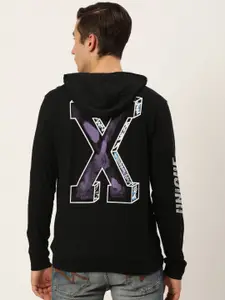 Maniac Men Black & White Typography Printed Slim Fit T-shirt