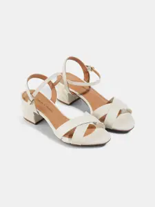 LEMON & PEPPER Off White PU Block Sandals with Buckles