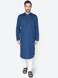 NAMASKAR Men Blue Solid Cotton Kurta with Pyjamas