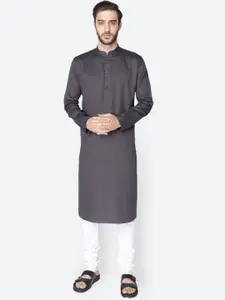 NAMASKAR Men Grey Cotton Solid Kurta with Churidar