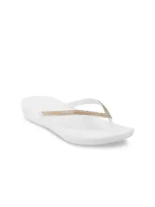 fitflop Women White Flats