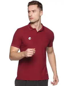 Omtex Men Red Solid Cotton Polo Collar T-shirt