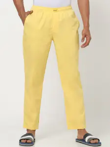 Bewakoof Men Yellow Solid Lounge Pants