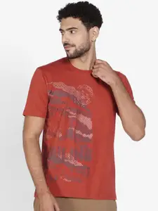 Wildcraft Men Red Printed Raw Edge T-shirt